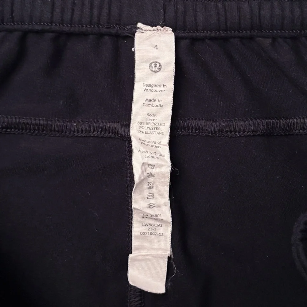 Lululemon Soft Jersey Classic-Fit‎ Mid-Rise Jogger in Black